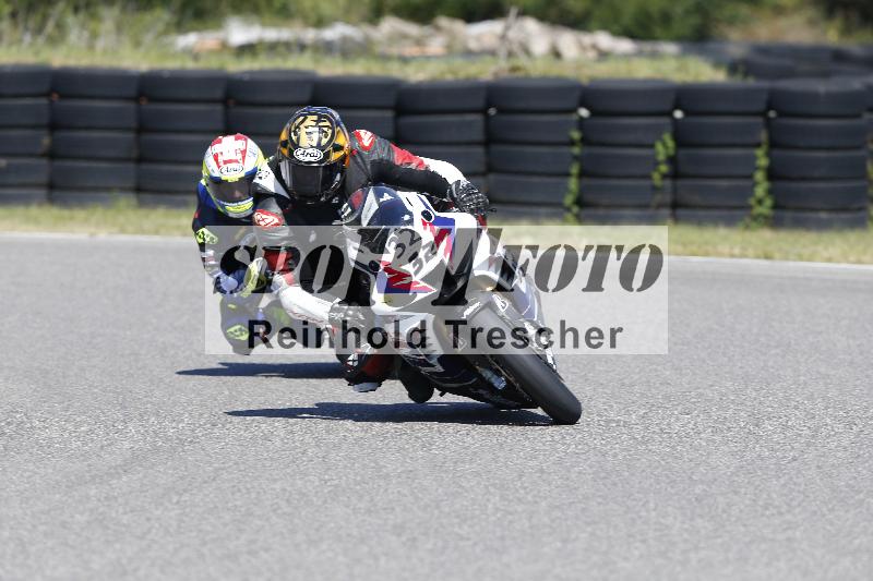 Archiv-2025/48 25.08.2025 Cornu Master School ADR/rot-rouge/32